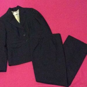 Suit Studio pantsuit size 8 EUC
